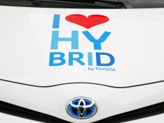 hybrid-car-toyota